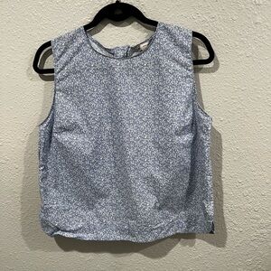 GAP tank top with zipper in the back
